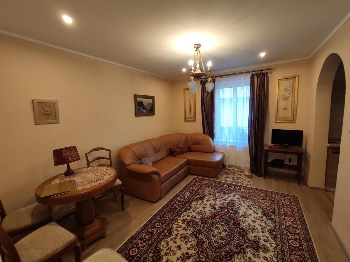 Dom Pod Zegarem Daire Przemyśl Dış mekan fotoğraf